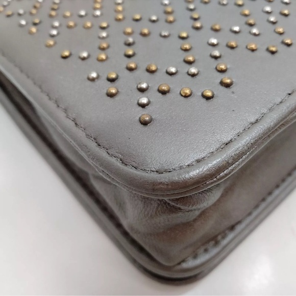 CHANEL STUDDED LEATHER WOC Shoulder/Crossbody Bag GHW - Picture 6 of 12